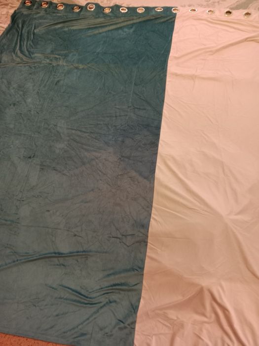 Шторы состояние хорошее б/у 2 шт