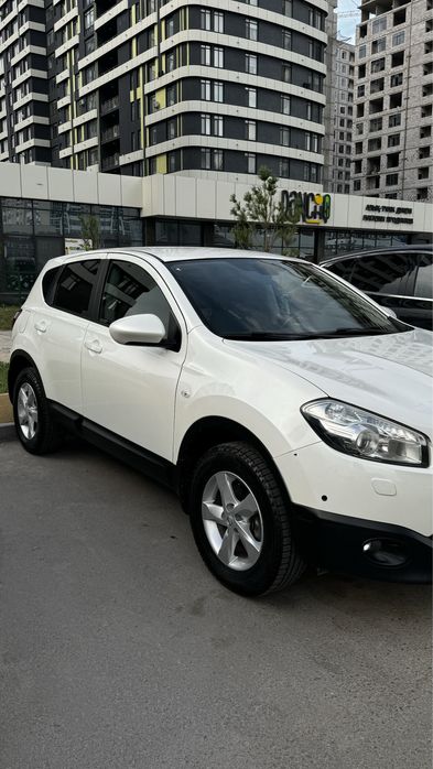 Автотранспорт Ниссан кашкай 2013 года выпуска