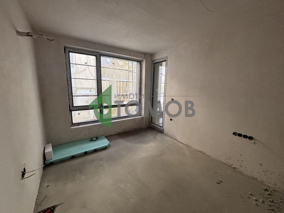 Четиристаен апартамент пред Акт 16 в Центъра на Стара Загора