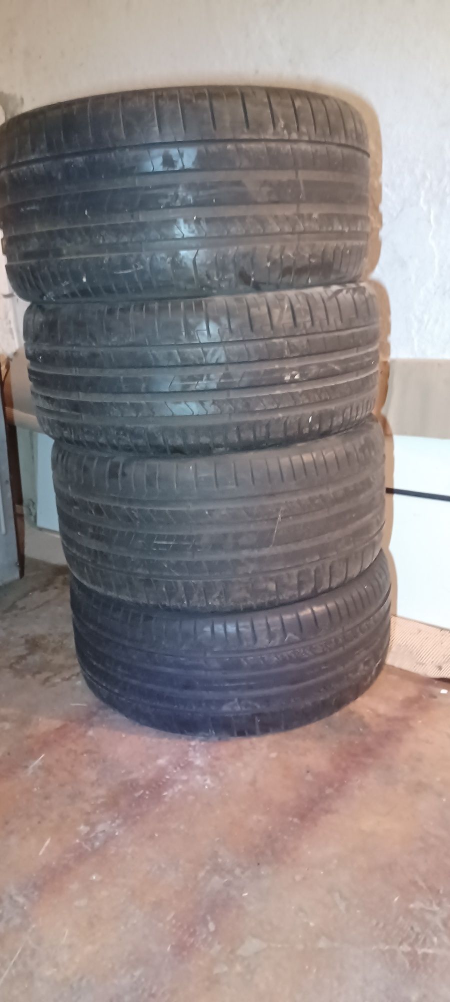 Гуми Pirelli P Zero R21 спорт пакер