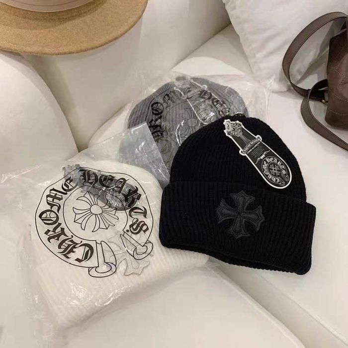 Fesuri Chrome Hearts noi
