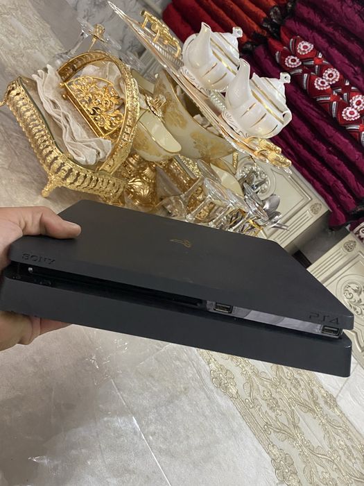 Playsation 4 fat 1 tb xotira