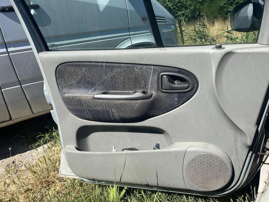 Renault Scenic 2000г за части