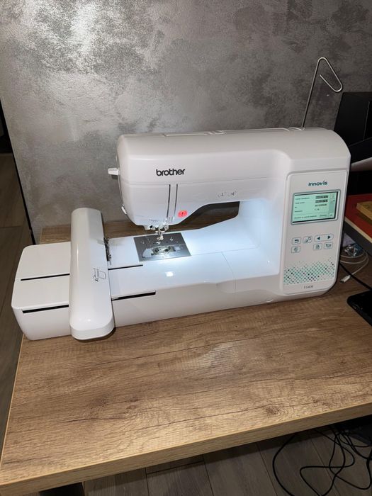 Vand masina de brodat Brother Innov-is F540E