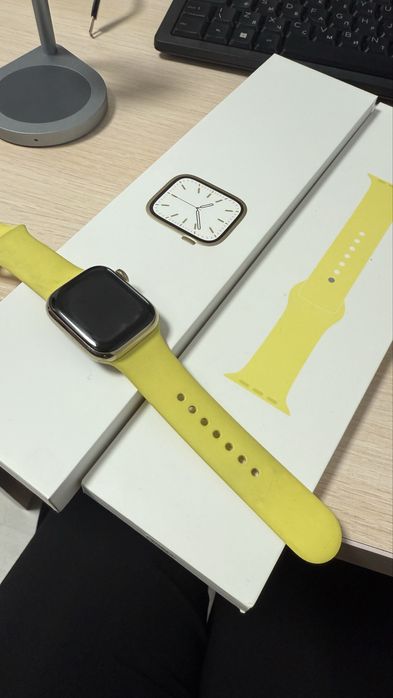 Apple watch 7, 41mm, GOLD STAINLESS STEEL