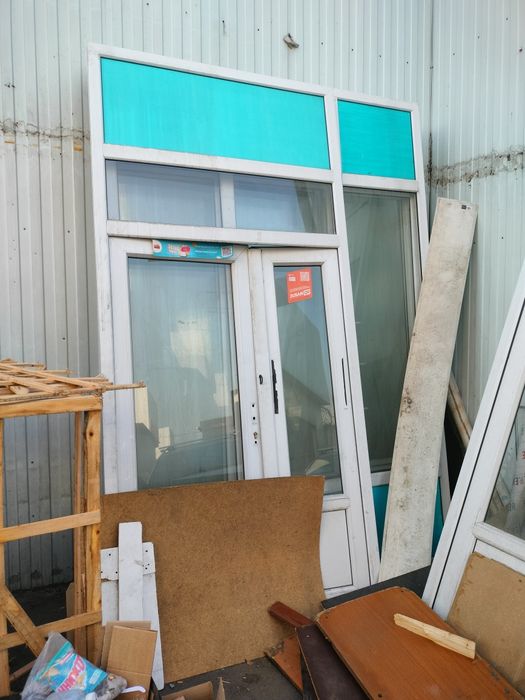 Пластиковый окна и стены