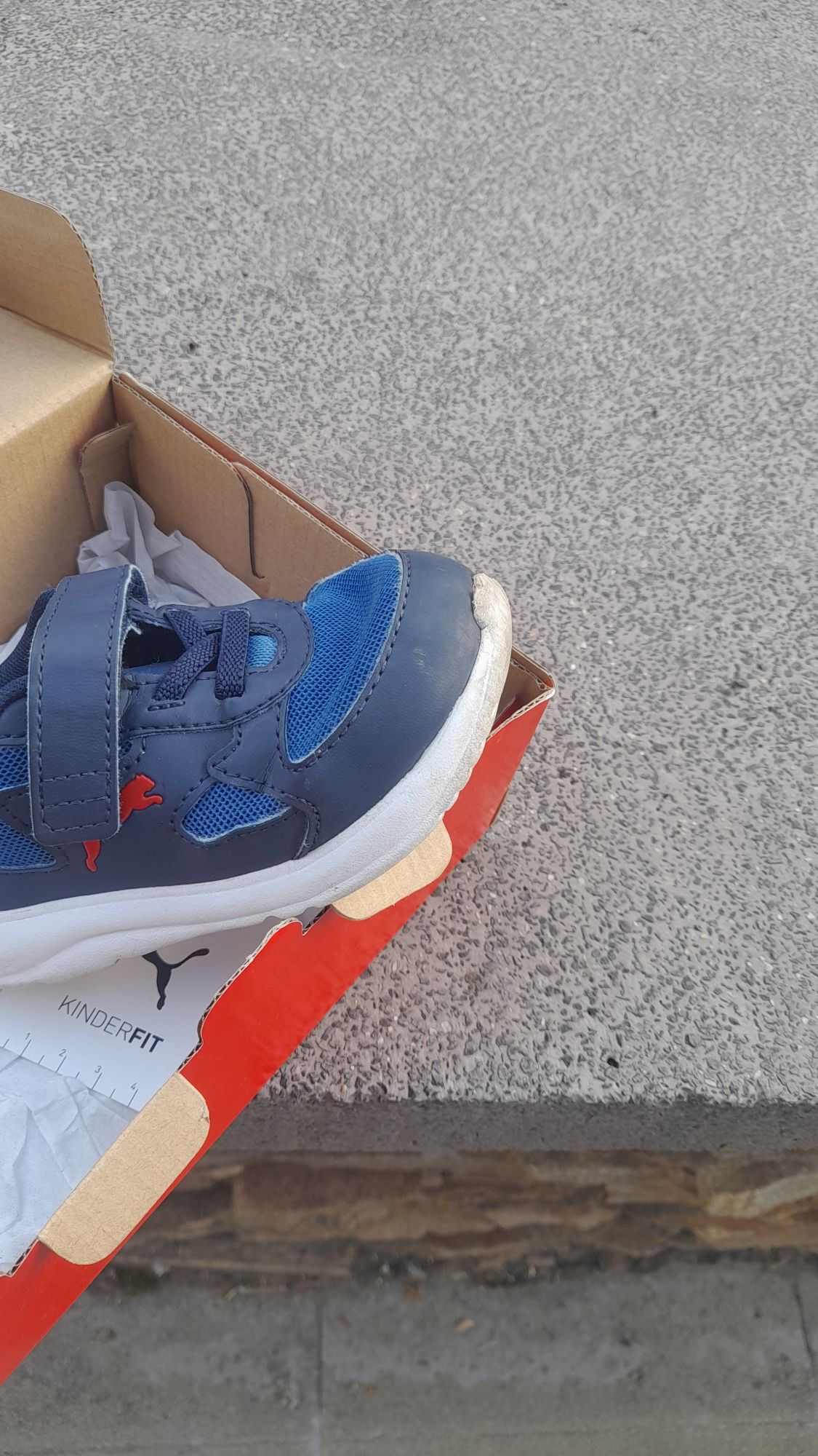 Детски маратонки Puma 25 номер , 16,5см.Отлично състояние.