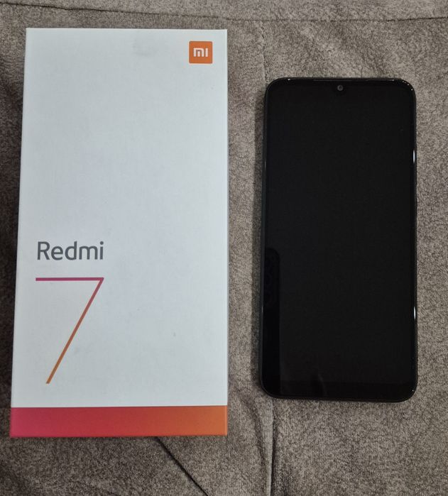 Сотовый телефон Redmi 7