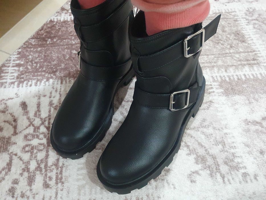 Дамски черни боти