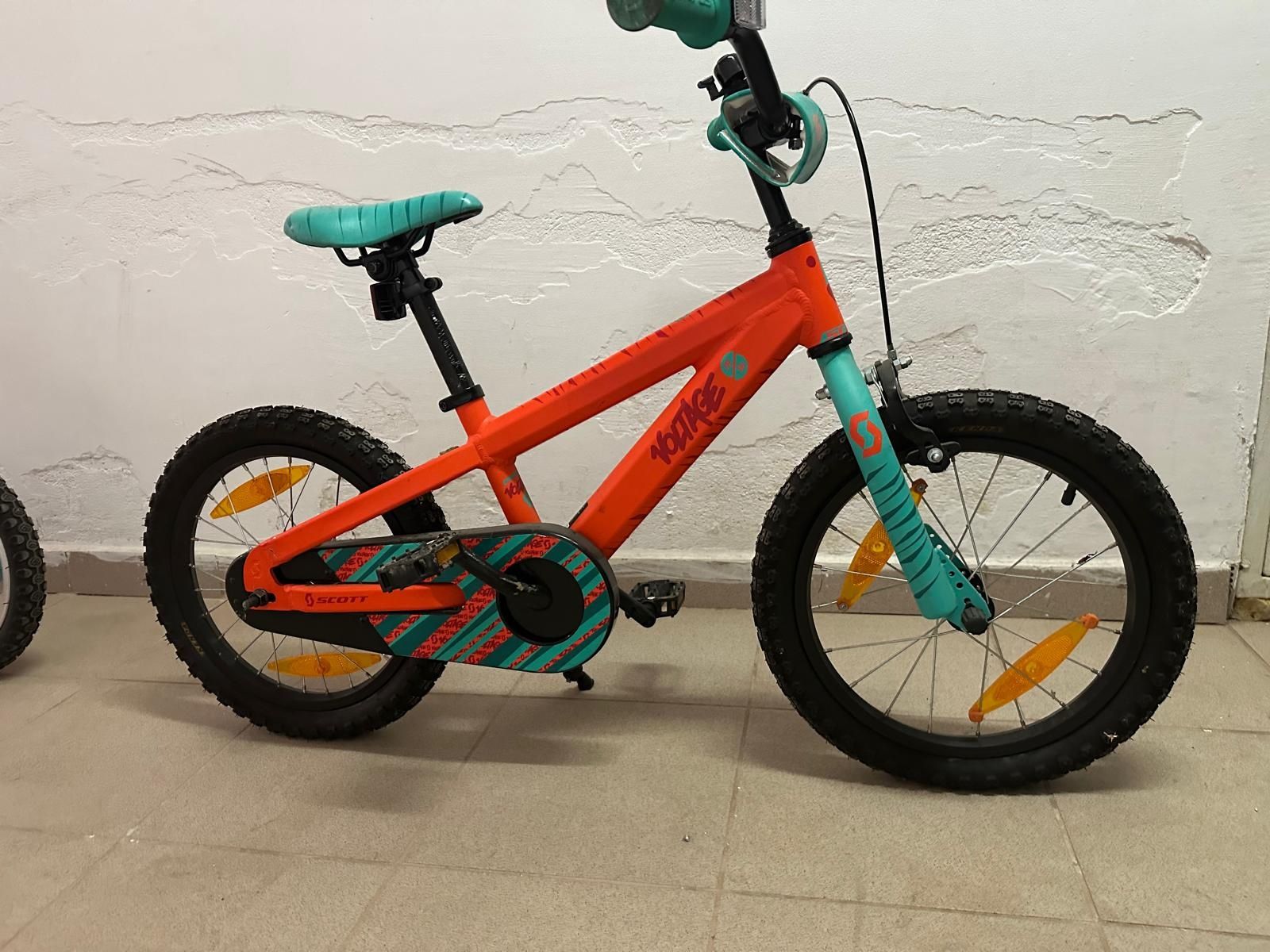 Vând bicicleta Scott Voltage 5+