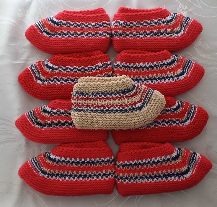 Терлици ръчно плетени мъжки, дамски и детски модели