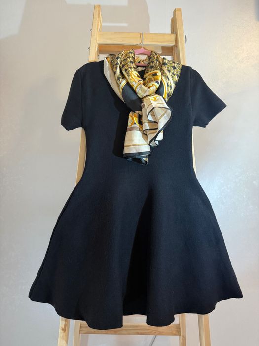 Дрехи втора употреба и нови с етикет