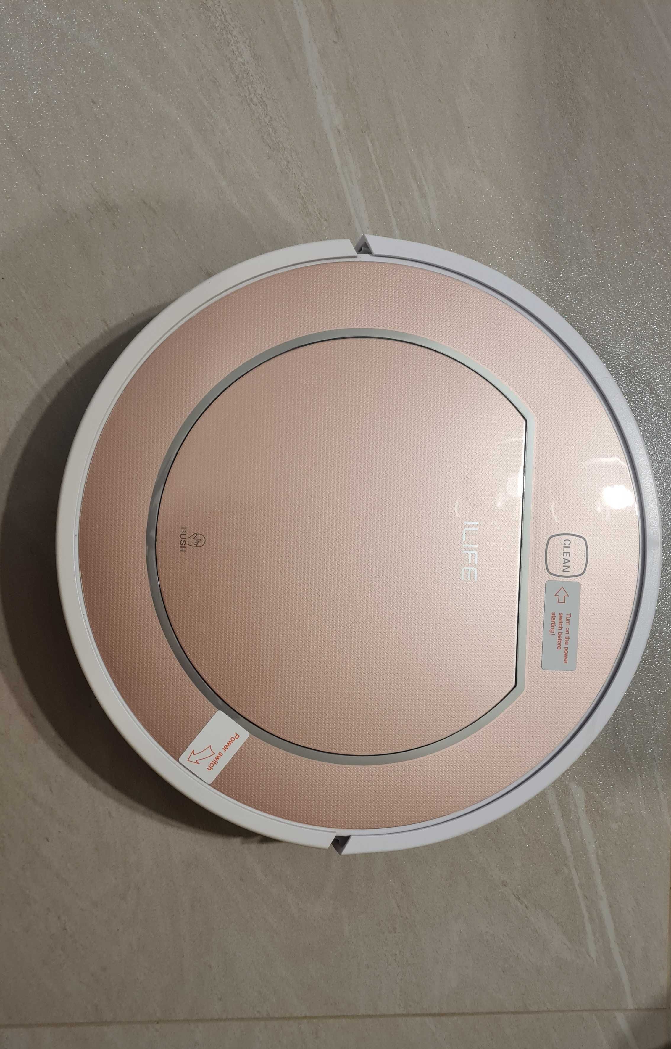 Vacuum cleaner robot ILIFE V7s Plus