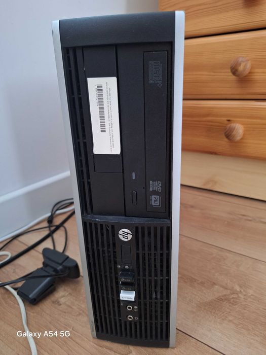 Sistem PC: unitate, monitor, tastatura si mouse