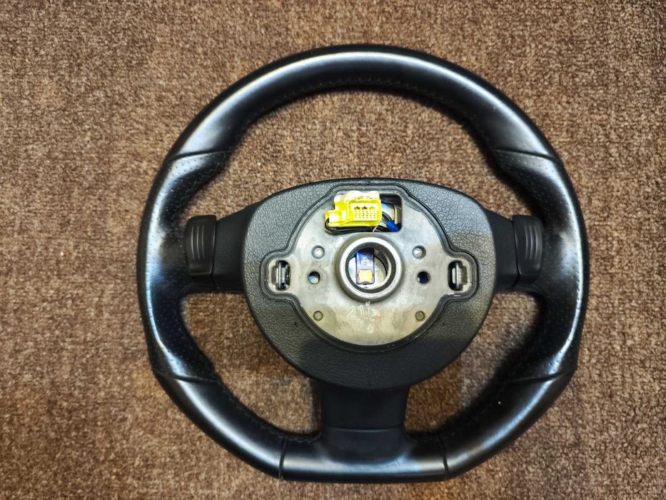 Golf 5 GTI Мултиволан с airbag