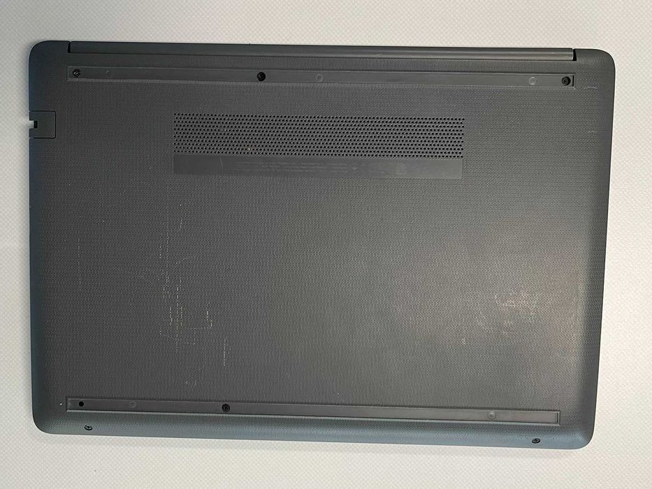 Лаптоп HP - 14" AMD Ryzen 3 |8GB RAM|128GB SSD