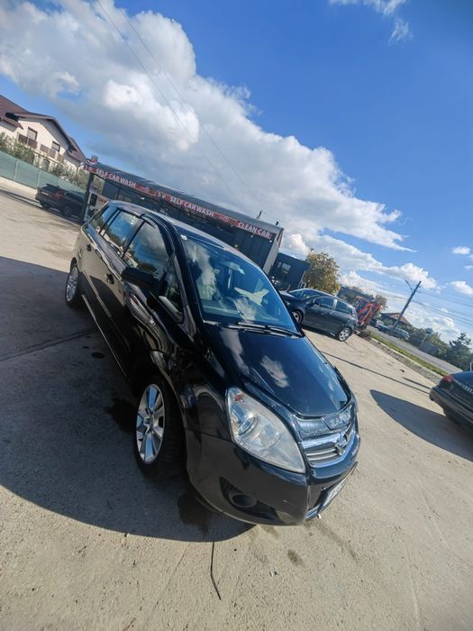 Opel Zafira 1,7 litri, 7locuri, an 2008