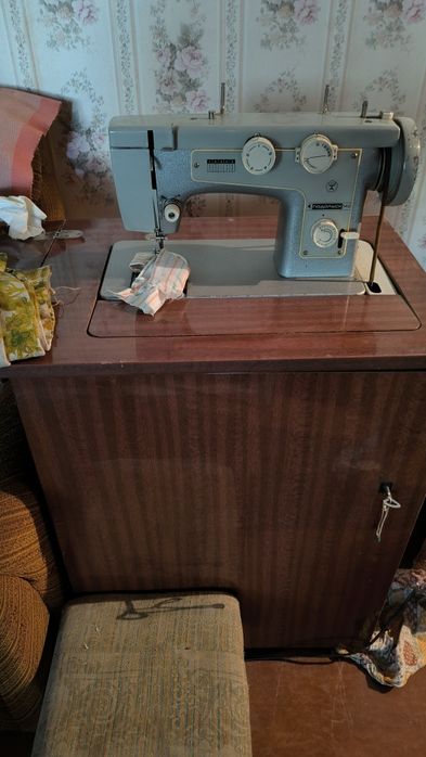 Швейная машина Подольск