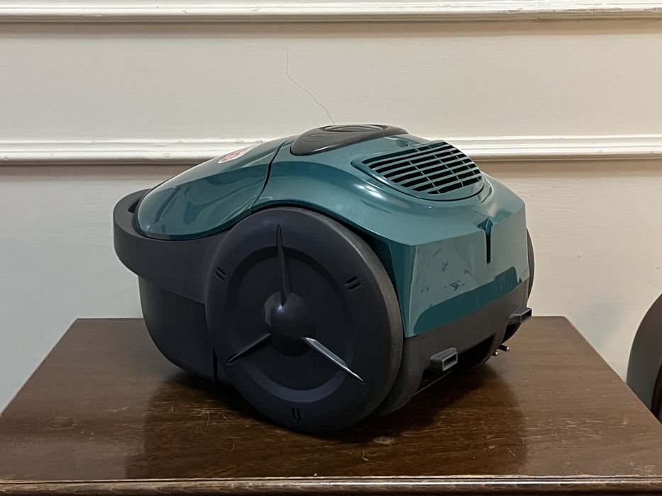 Пылесос LG V-C3038ND