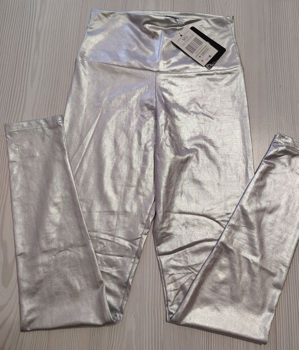 Дамски клин и къси панталонки