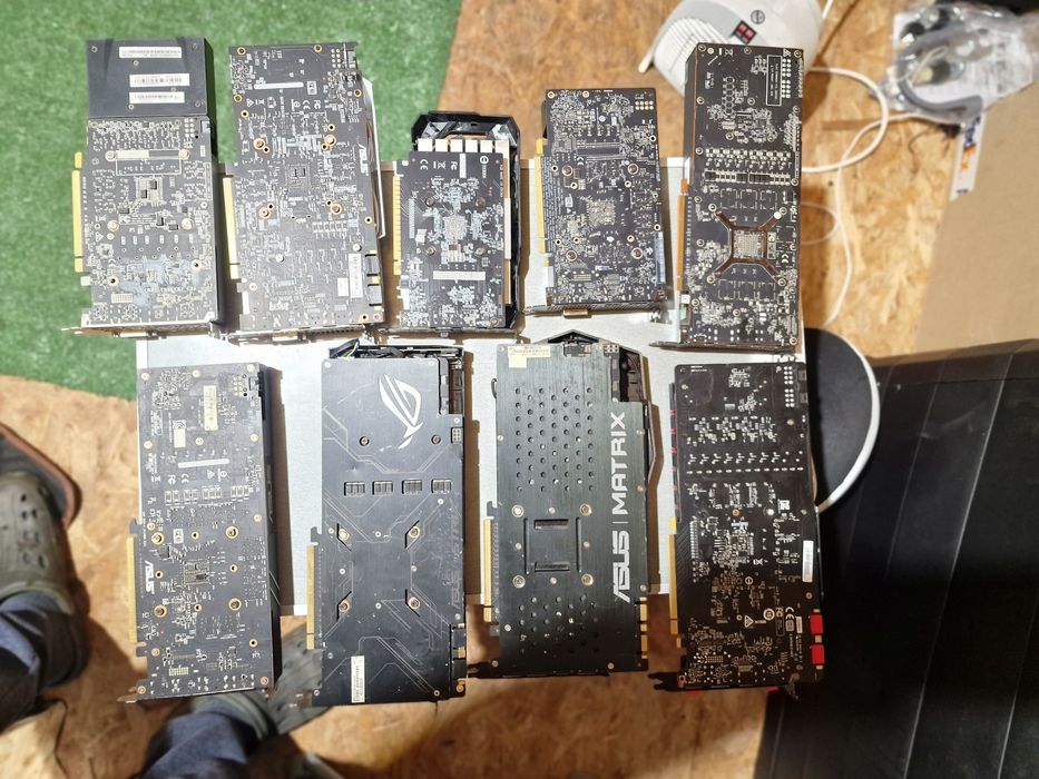 Placi video defecte rtx 2060, gtx 980, 1060, 1070, 1080, 1650 rx 5700