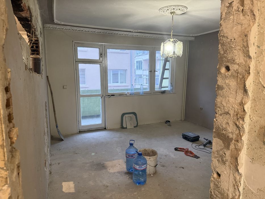 Продава се Тристаен апартамент в Плевен, Мара Денчева - 85 кв.м за 678 €/кв.м - Снимка #3