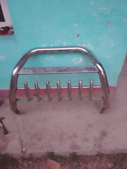 Vând bulbar Dacia Duster