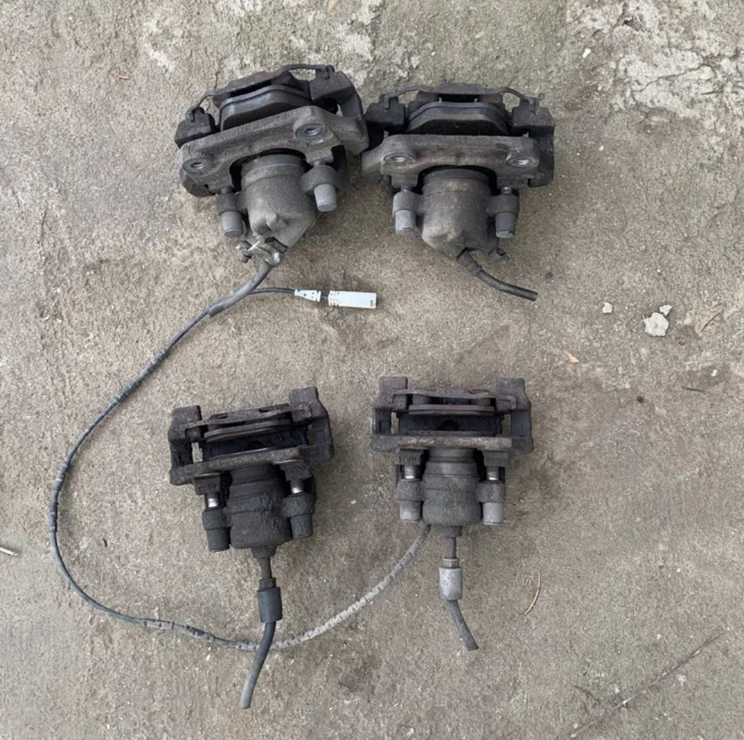 Etrier electric fata/spate stanga/dreapta Jaguar E-Pace 2.0d An 2017++