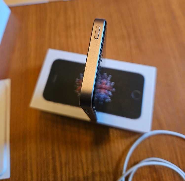 Iphone SE 2016 16gb, 89% батерия, айфон СЕ 2016