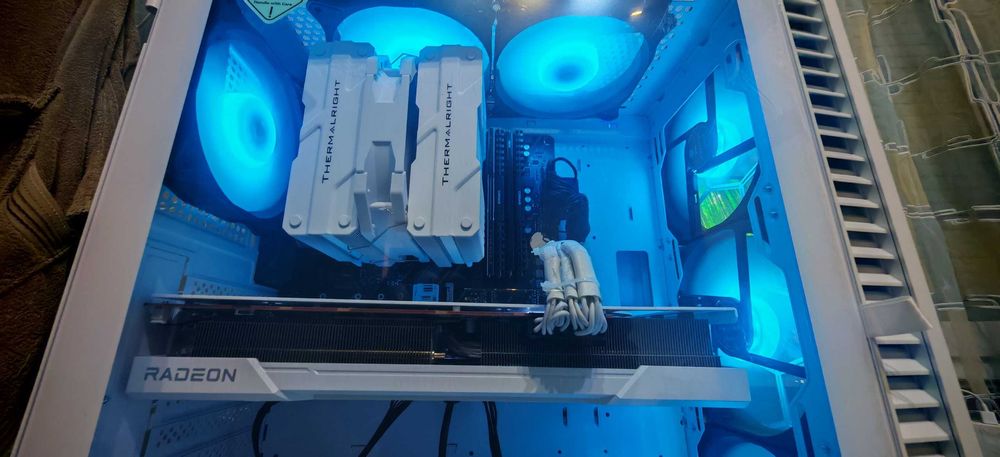 Геймърско PC Ryzen 9 5900X 12/24core/32Gb/1.5Gb SSD/RX 6700XT 12Gb/Гар