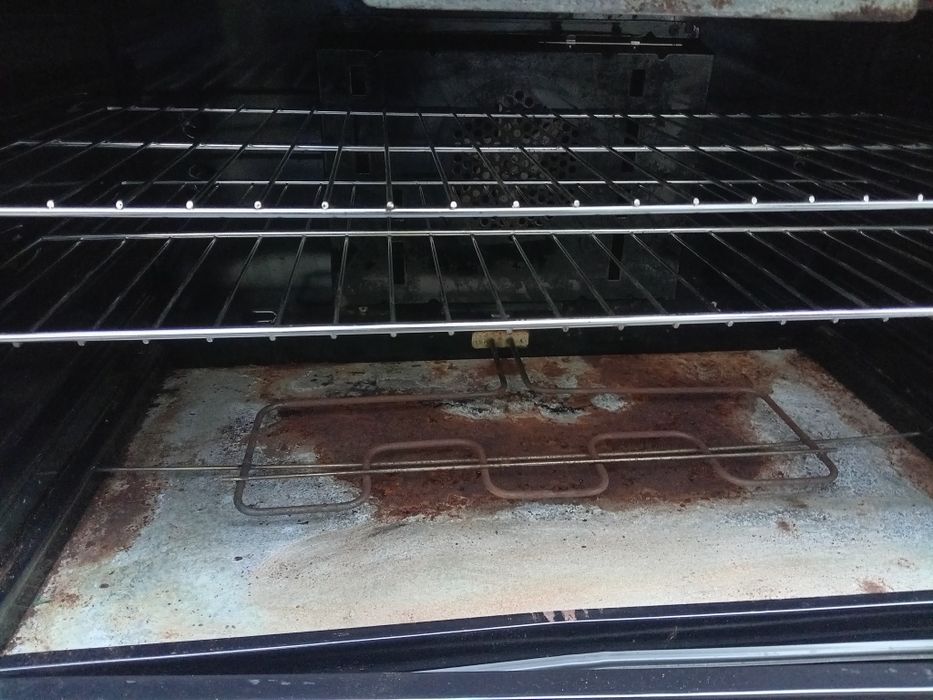 Aragaz 5 arzătoare și cuptor