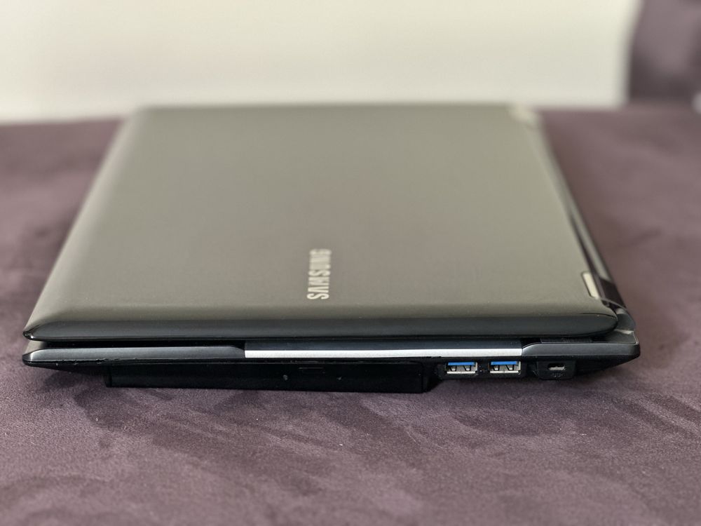 Лаптоп Samsung RF511 i5-2410M 2.30GHz 6GB DDR3