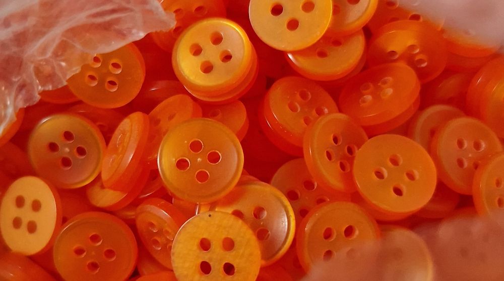 Nasturi plastic diferite marimi, 3000 de buc