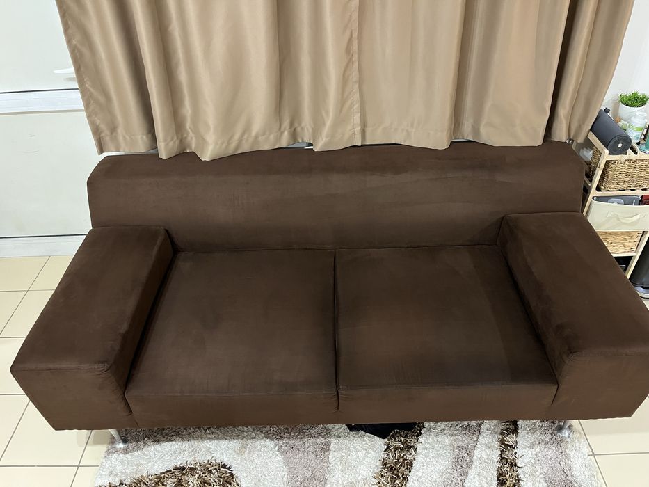 Диван, тъмнокафяв