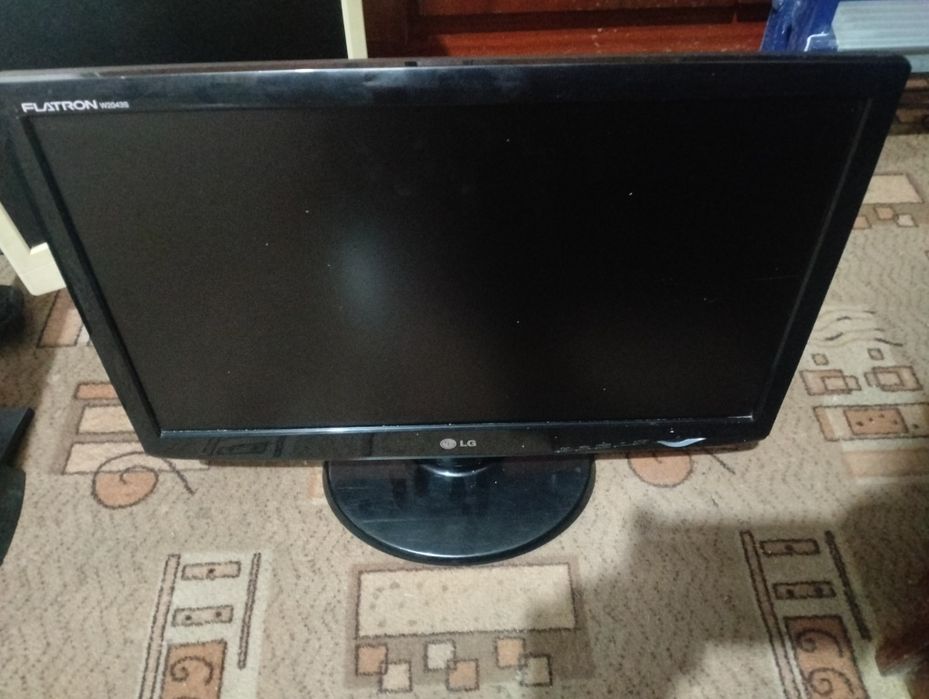 Монитор Benq 17,Lg 20д в раб сост.