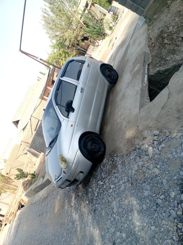 Mashina yaxshi xolatda minishga tayyor motor hadavoy aybi yoq