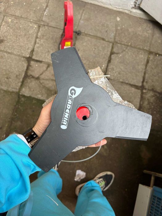 електрическа коса за трева