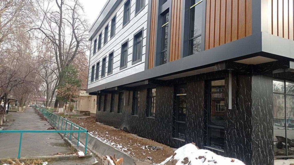 Аренда отдельно стоящего здания 1863 м²  клиника