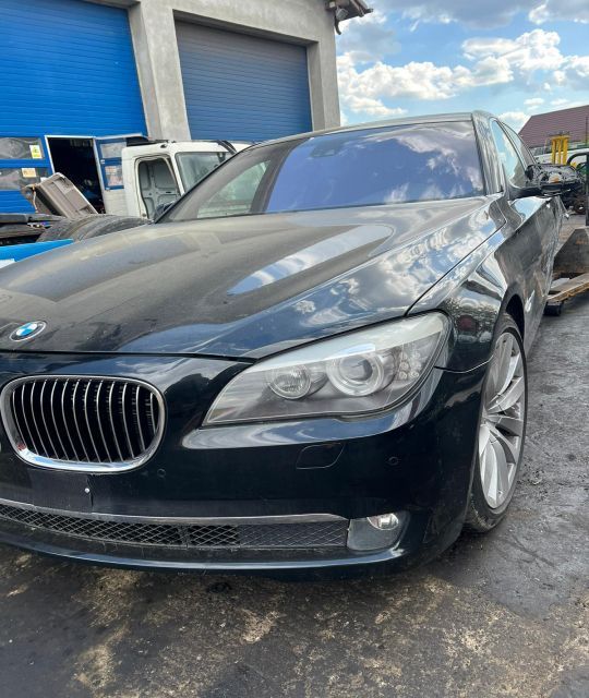 Dezmembrez BMW Seria 7 F01/F02 [2008 - 2012] Sedan 750i AT (407 hp)