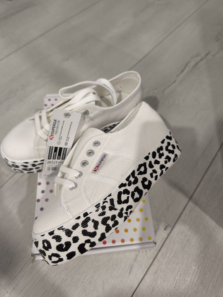 Superga нови кецове р-р 36