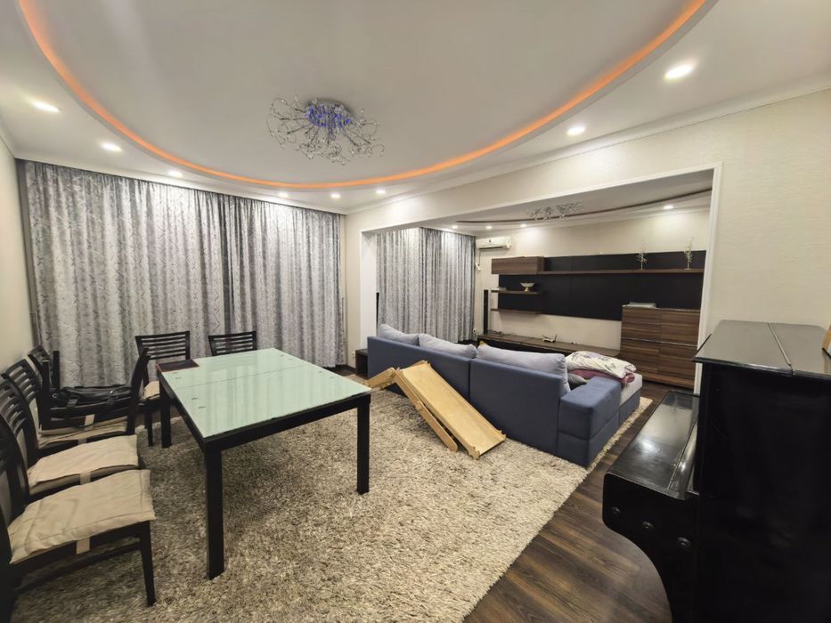 Аренда 160кв банковский дом