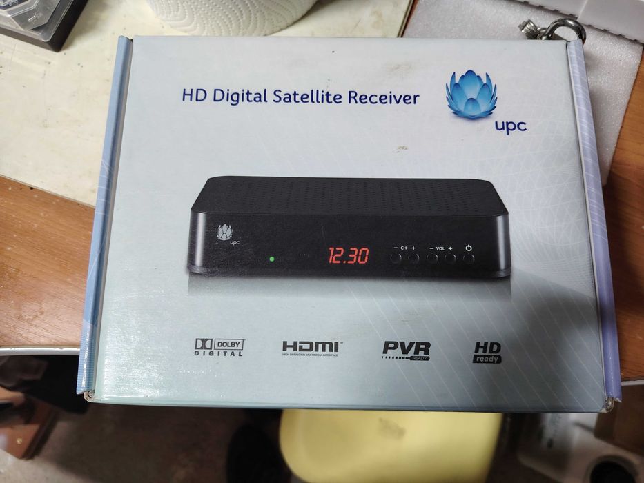 Antena receptie satelit + receiver HD