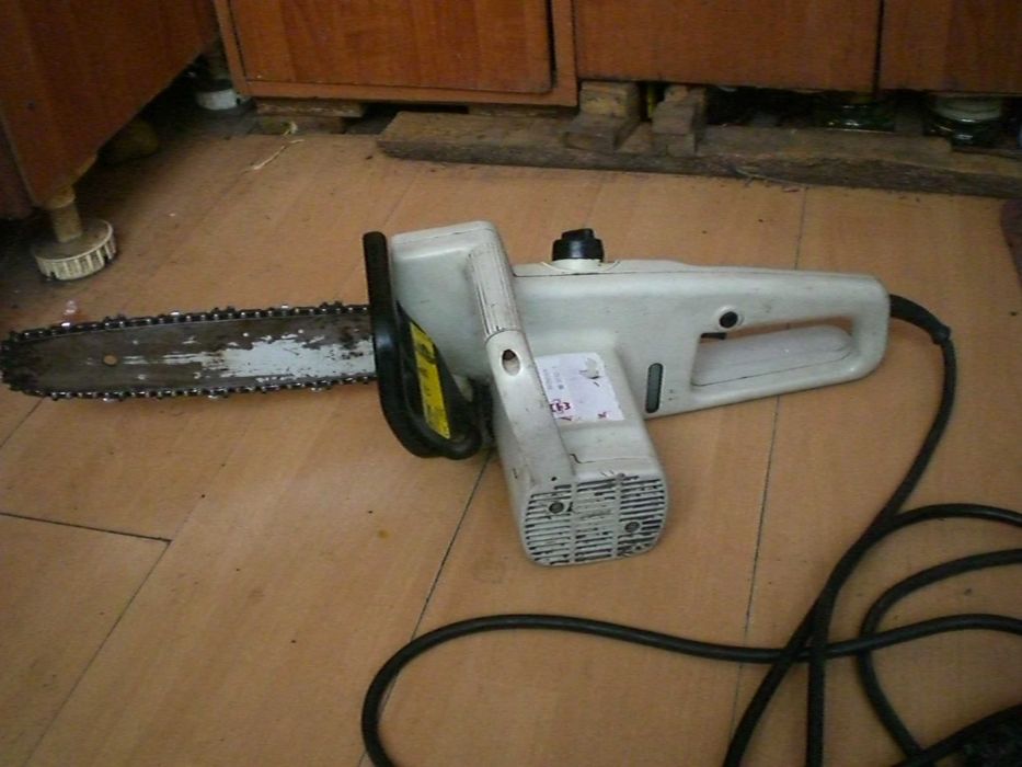 STIHL резачка за дърва  ел немска