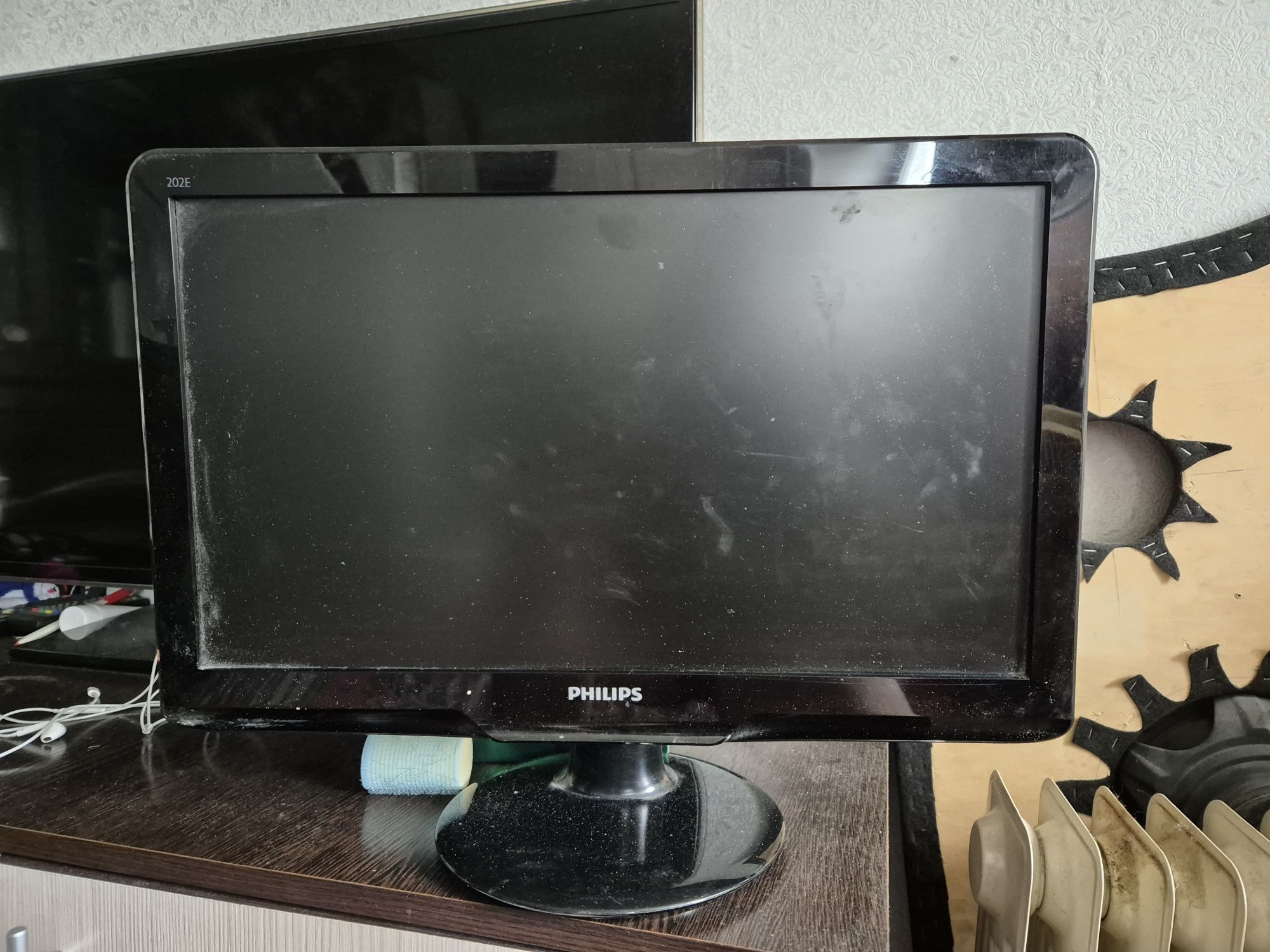 Продам мониторы 2 шт. PHILIPS.