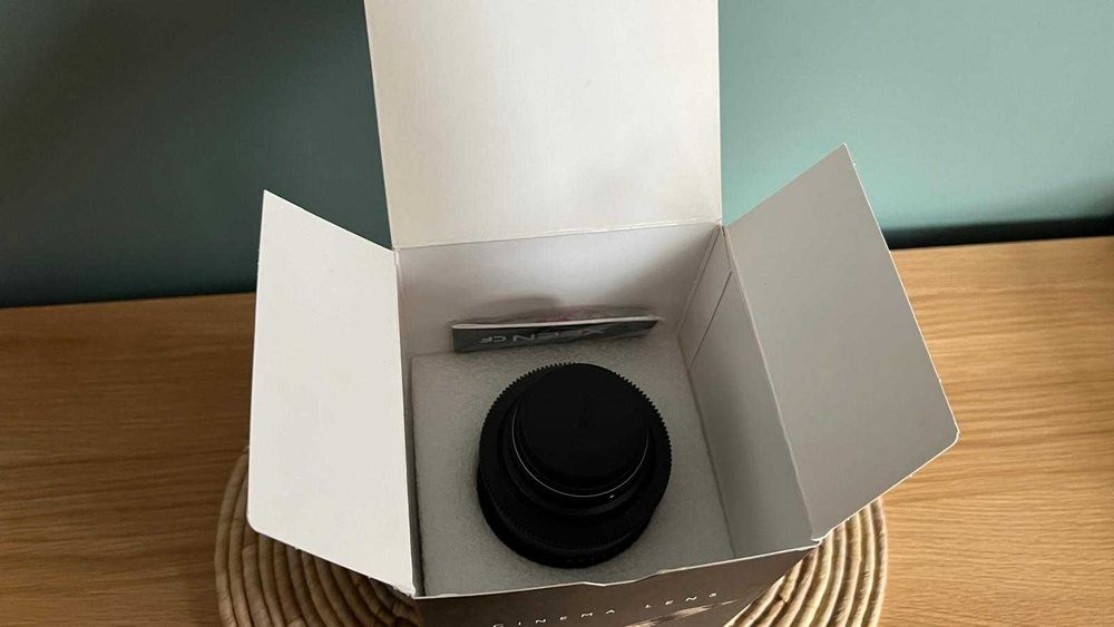 Професионален кино-обектив Xeen CF 24mm T1.5 (Canon EF)