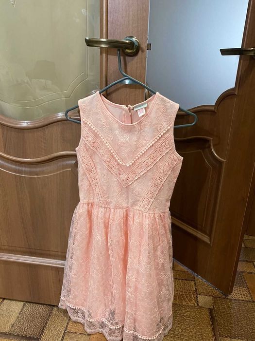 Платья нарядные на девочку