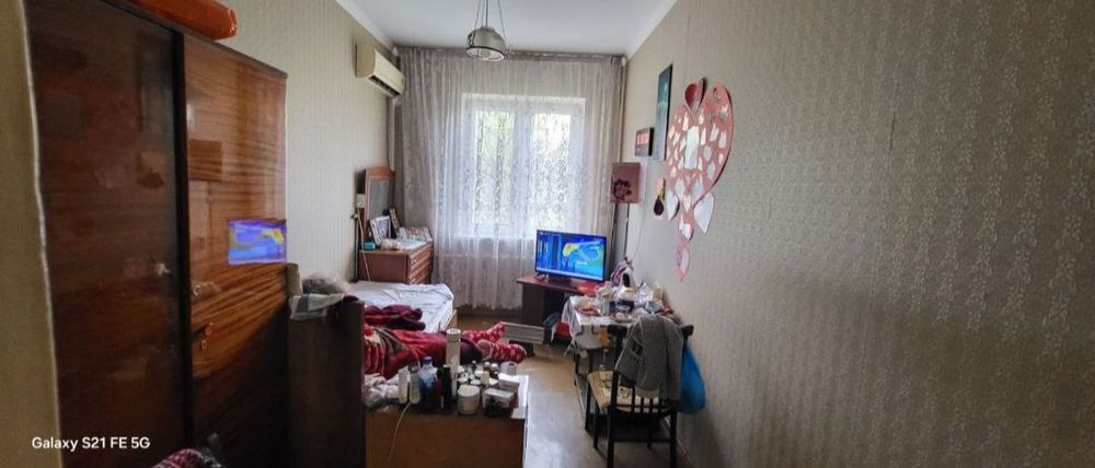 Продаю квартиру 3Х комнатную.