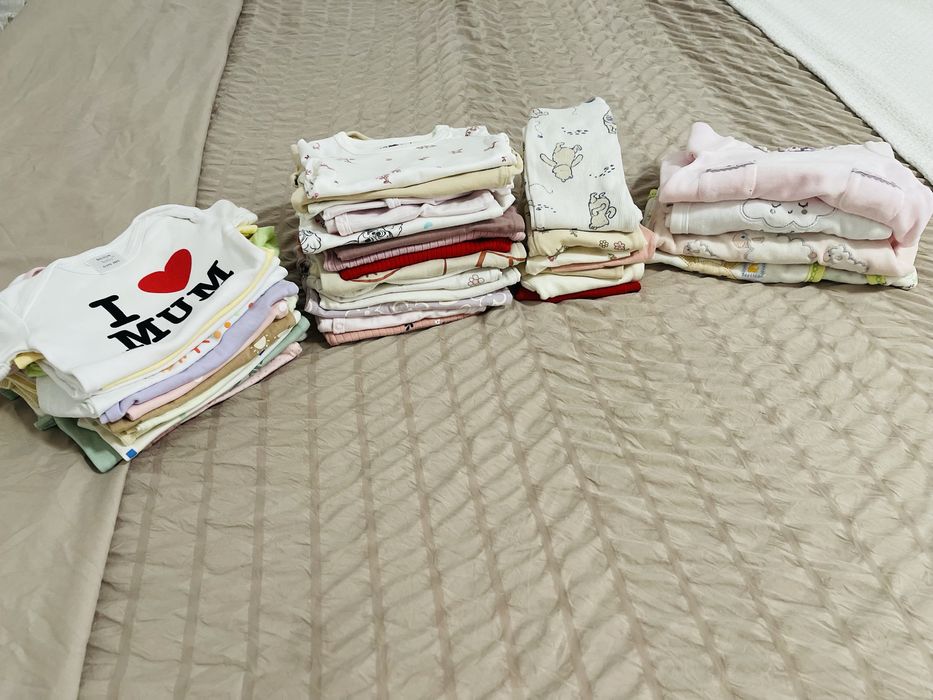 Lot hainute bebe 0-3 luni 16 bucati