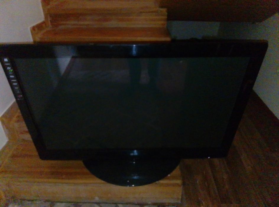 Телевизор  LG  б. У