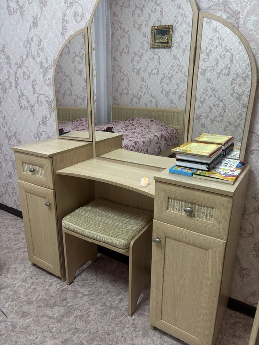 Туалетный столик